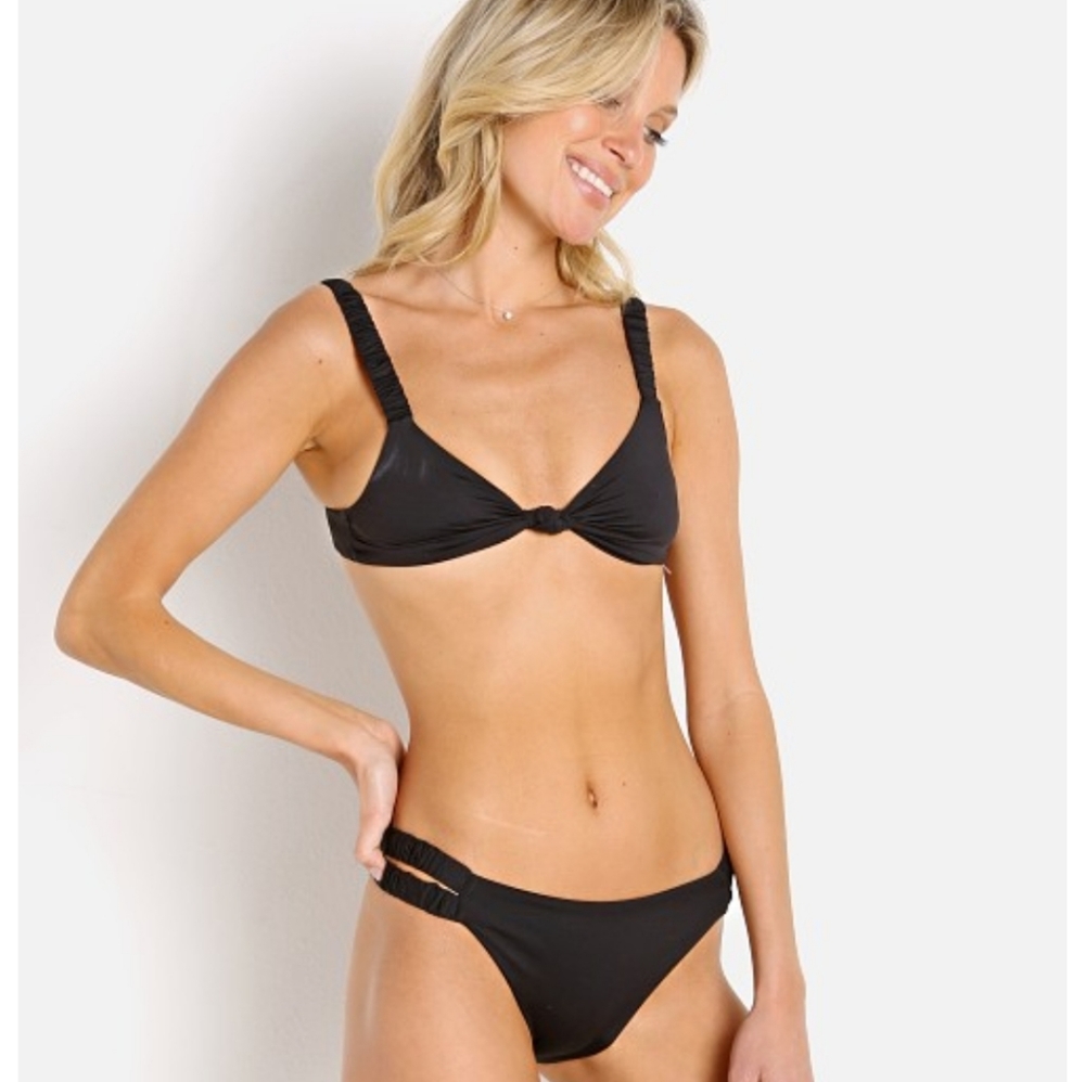 **HP**Nwt Vitamin A Zuri Bralette Bikini Top - Picture 4 of 13